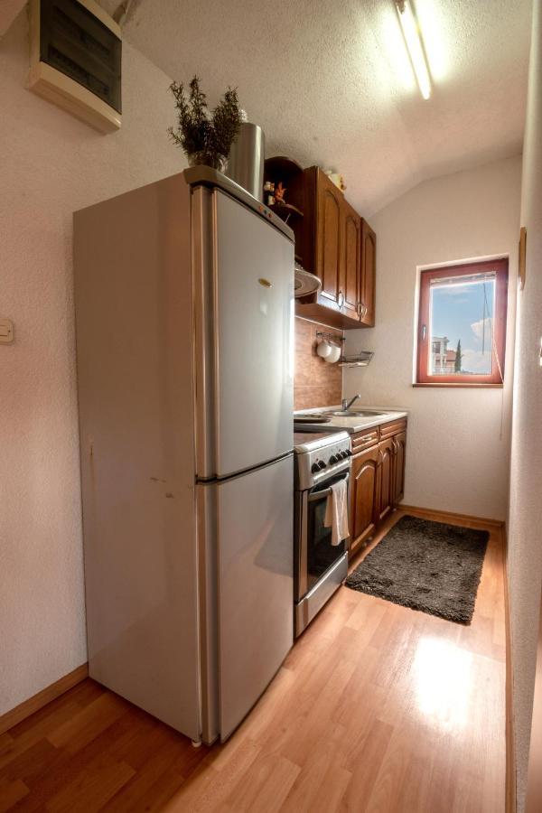 オフリドCasa Farmakアパートメント エクステリア 写真